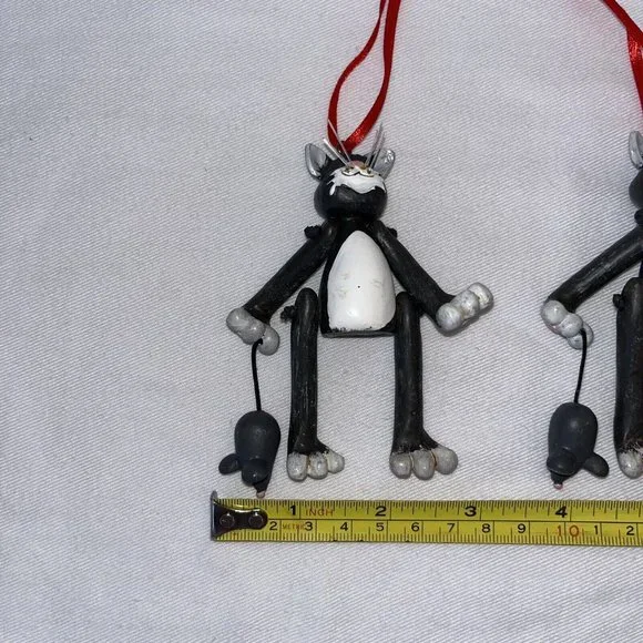 cat ornaments grey sitter dangle legs heart with mouse Set of 2 Approx 4 Inches - Picture 6 of 12